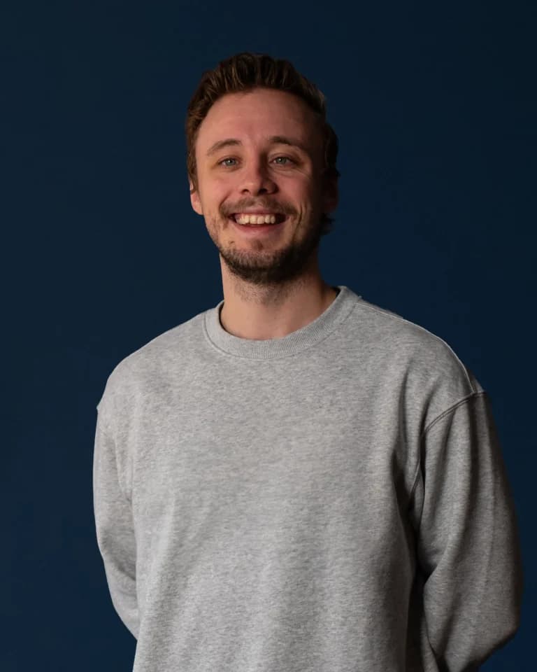 Videoprodusent med 9 års erfaring innen B2B og B2C. Ønsker du en pålitlig og kvalitetsbevisst produsent? Ta kontakt da vel!